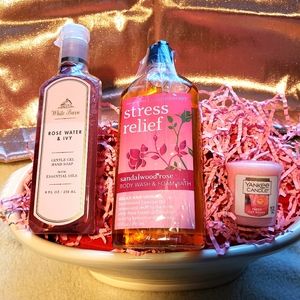 BATH & BODYWORKS AROMATHERAPY/STRESS RELIEF